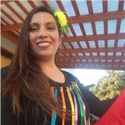 Profesora de Educación física, responsable y proactiva, con clases dirigidas a estudiantes con gusto por el movimiento libre y deportivo también